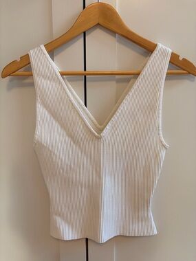 Aritzia babaton ribbed tank ♥️